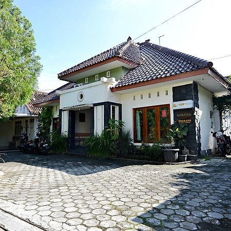 Zen Rooms Sabana Urip Sumoharjo Yogyakarta Exterior photo